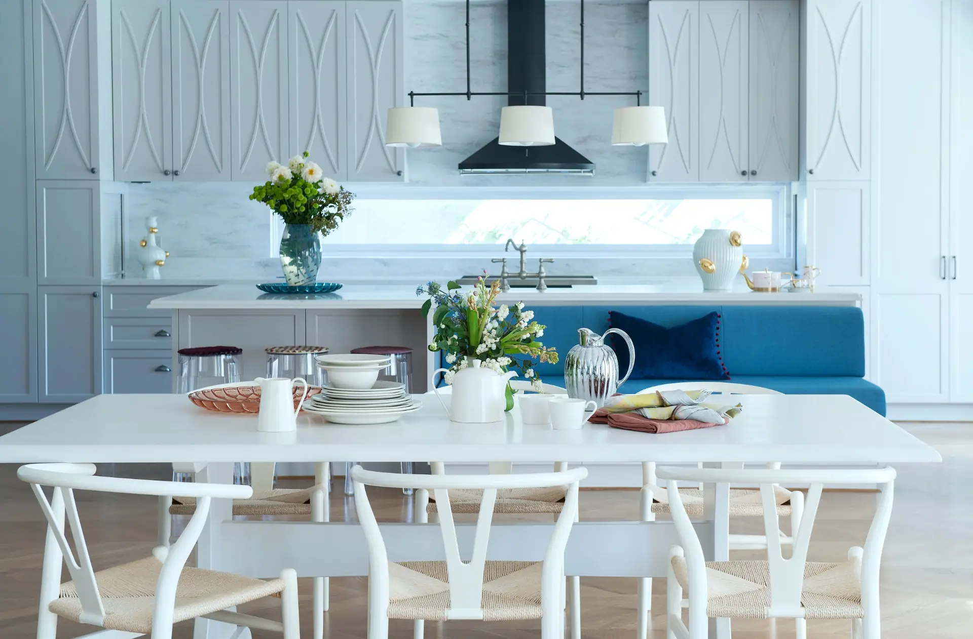 JF Design Dalkeith residence — kitchen view toward the living area, Perth